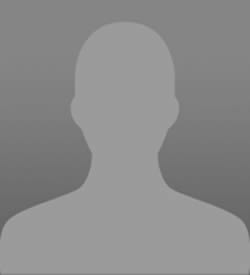 <center>Guru<br>Ni Wayan Mariani</center>